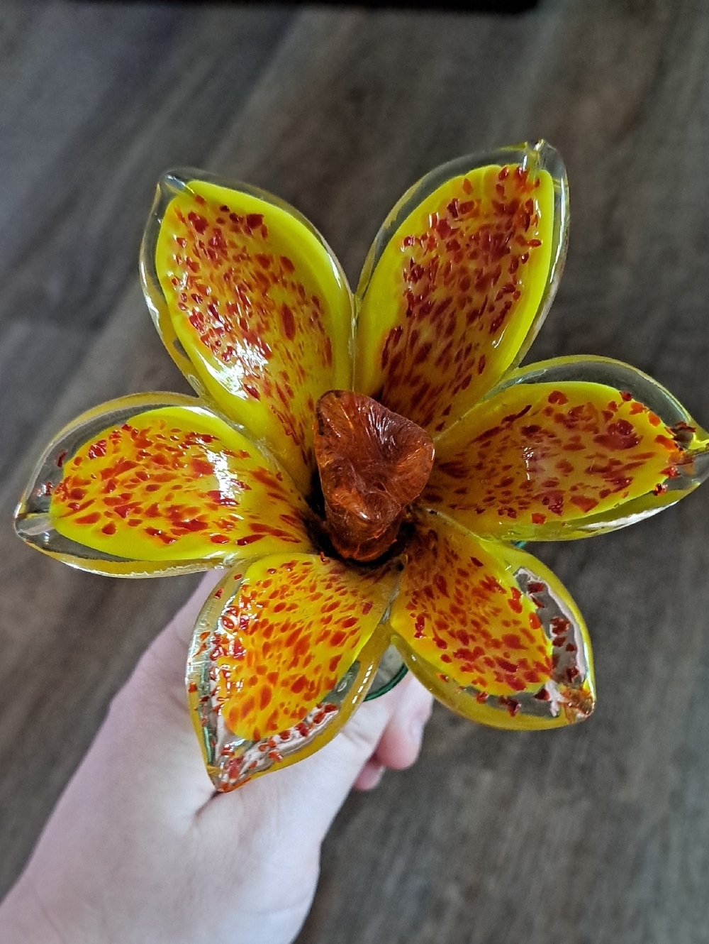 Vintage Glass Flower - Picture 6 of 8